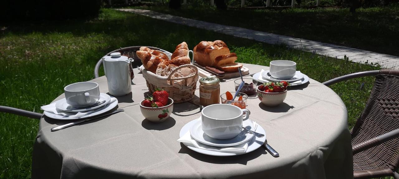 Le Moulin Du Paroy Couette-café Serres (Hautes-Alpes)
