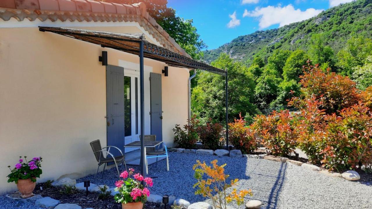 Le Moulin Du Paroy Couette-café *